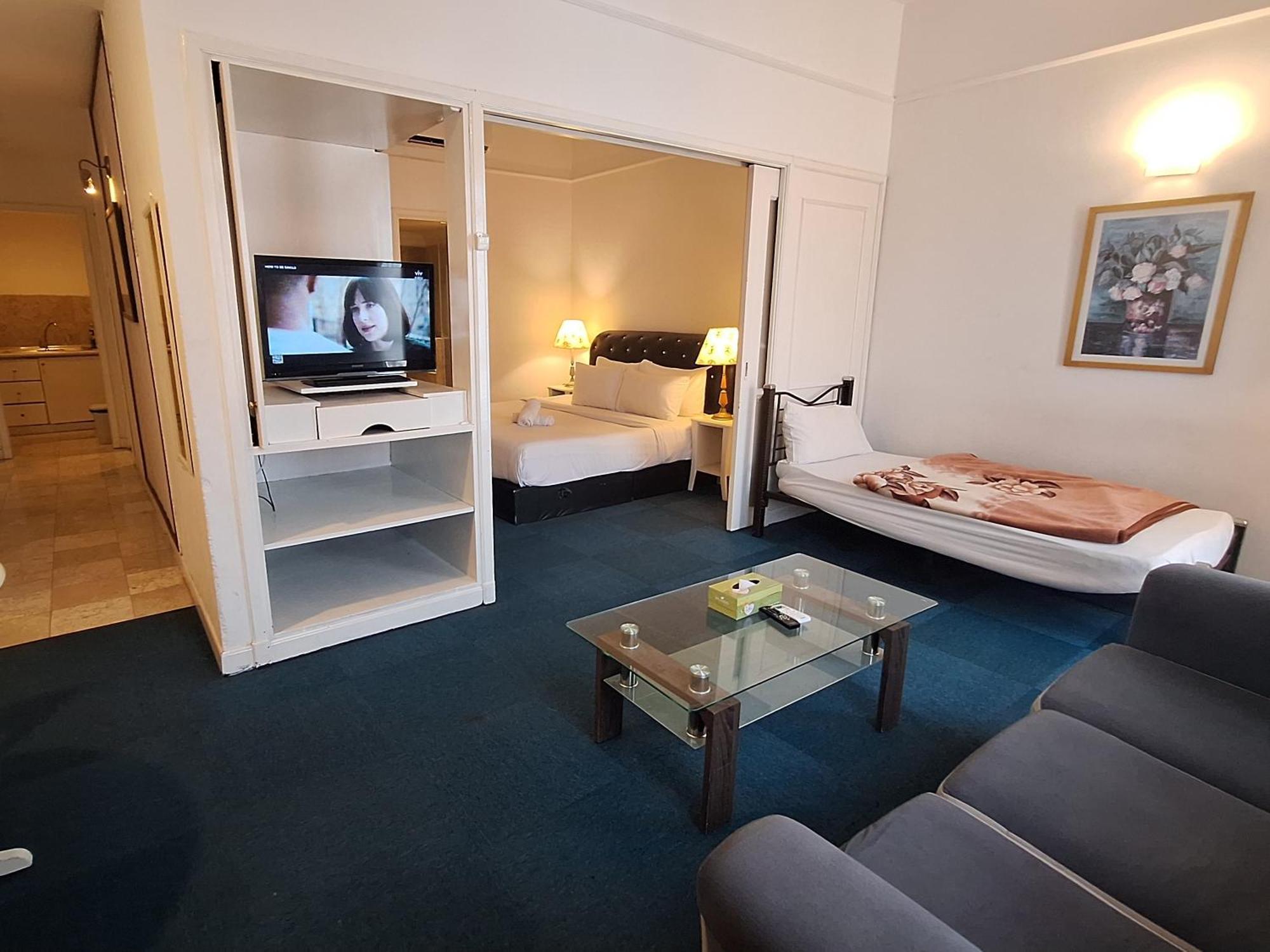 Time Square Luxury Suites — Photos 1